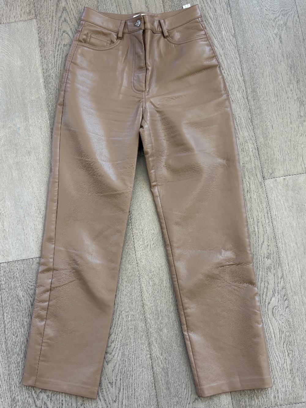 Wilfred Aritzia UnLeather Pant - Picture 12 of 12